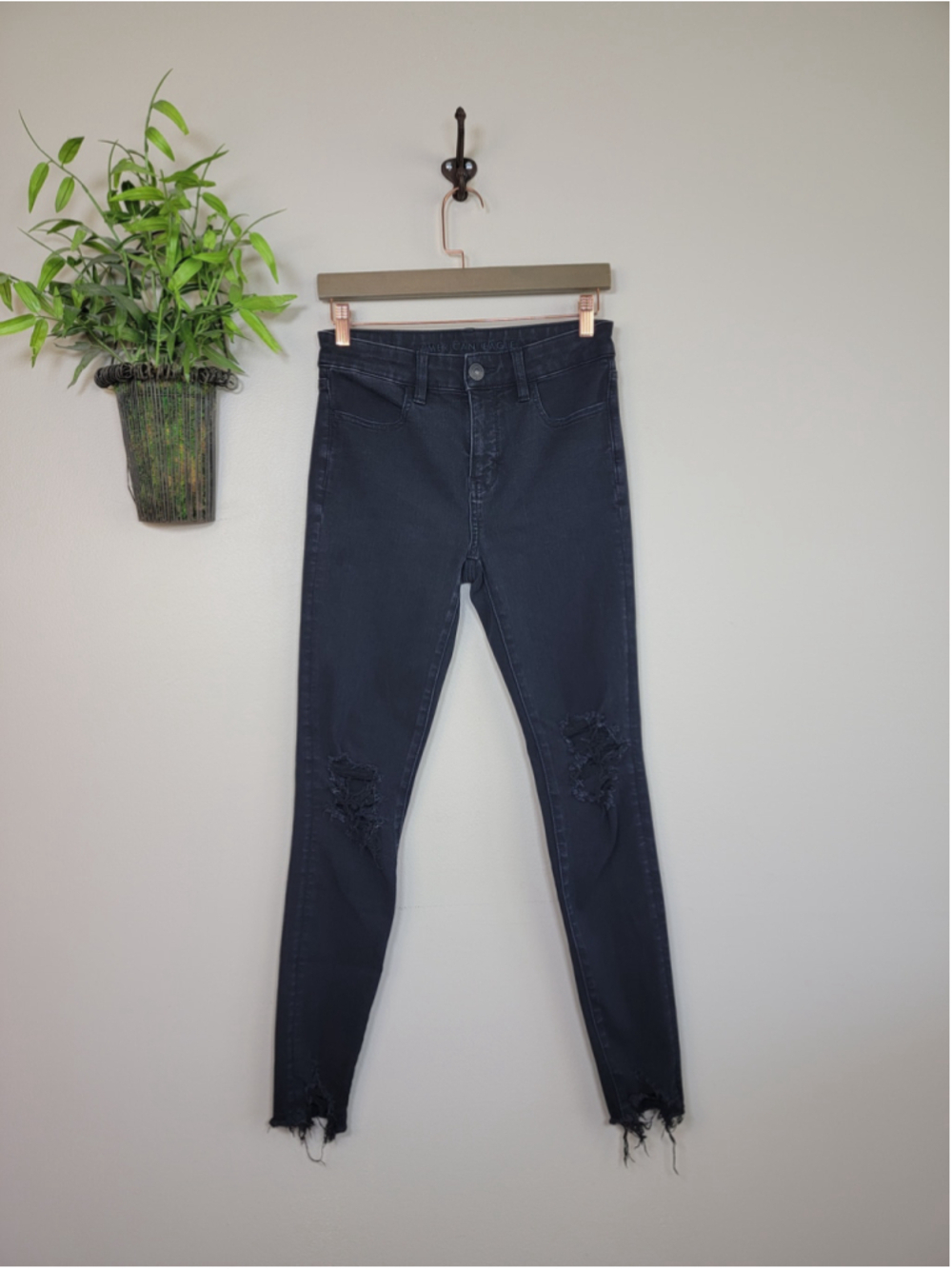 AE 4 American Eagle Skinny Dream Jeans Hi Rise Jeggings Distressed Frayed Black